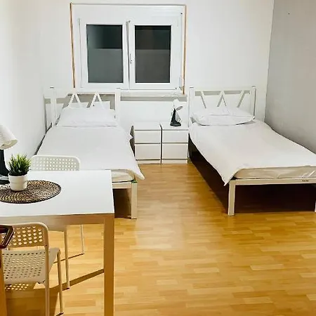Haus Mit 3 - Ideal Fuer Monteure & Gruppen
